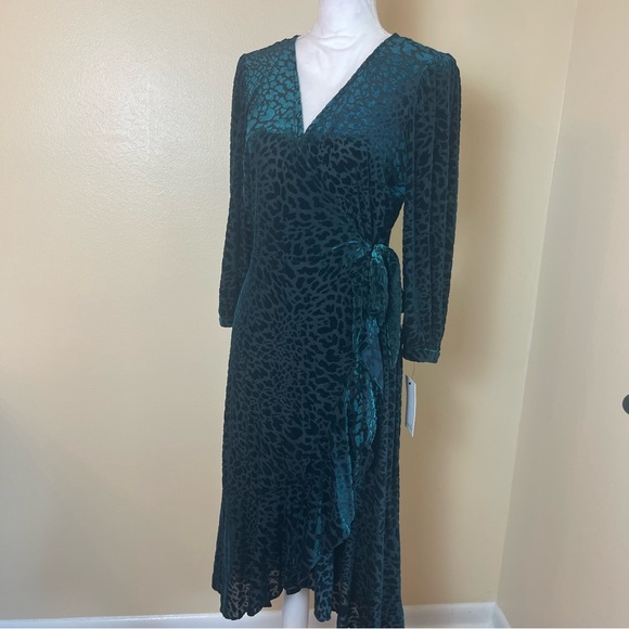 Emerald Leopard Velvet Wrap Dress Sz 12 Long Sleeve Animal Print V Neck Ruffle - Picture 2 of 13